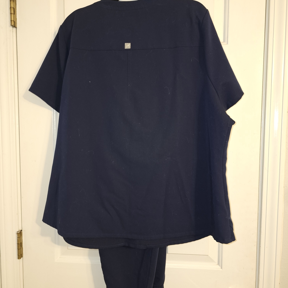 Fabletics Deep Blue Scrub Performance Top And Jog… - image 2